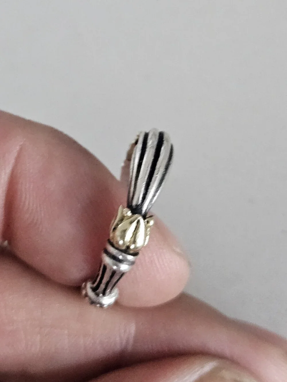 Vintage Lagos Caviar Two-Tone Sterling Silver Solid 18k Gold Ring Size 10.75